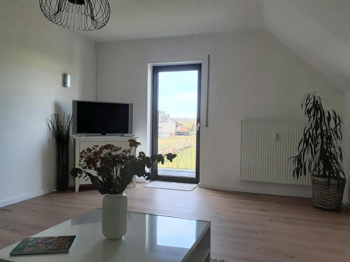 EIFELTRAUM-Schöne Ferienwohnung mit Balkon Kalenborn-Scheuern Exterior foto